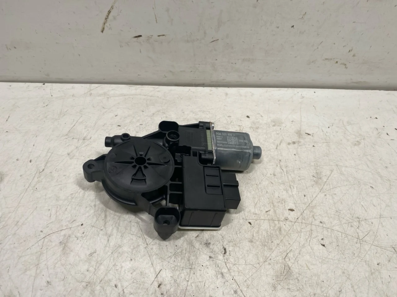 Volkswagen ID.3 2021- Ablakemelő motor
