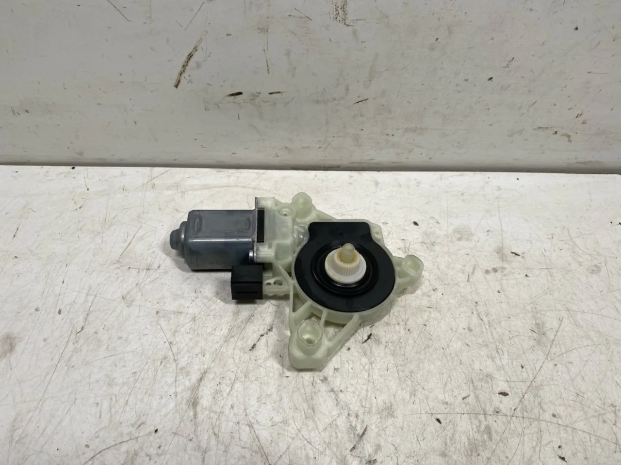 Volkswagen ID.3 2021- Motor macara geam