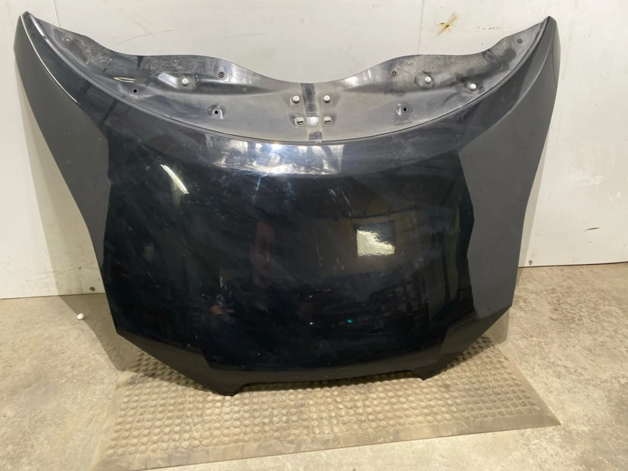 Nissan LEAF 2011-17 Bonnet