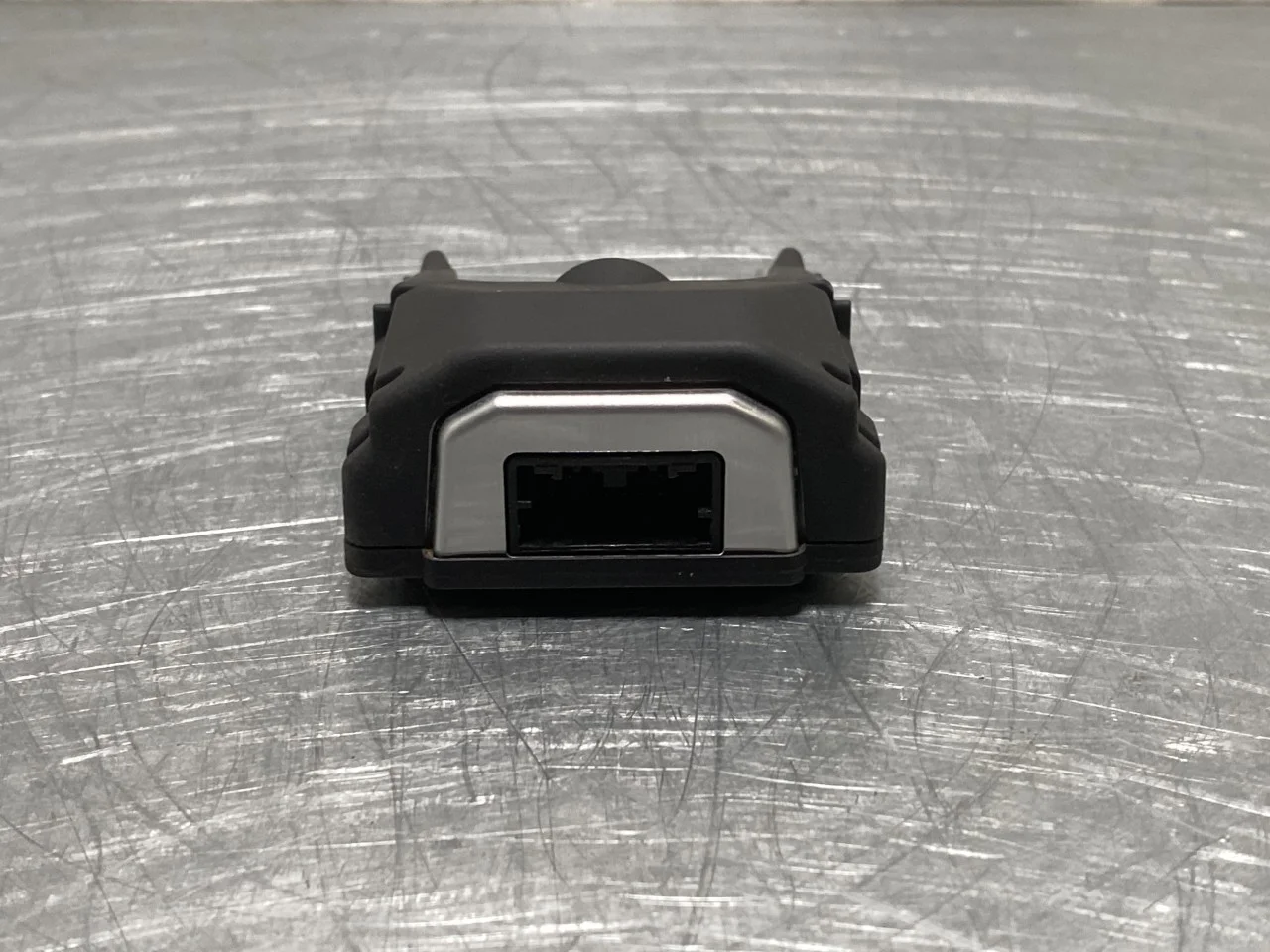 Nissan LEAF 2017-24 Exterior camera view 3