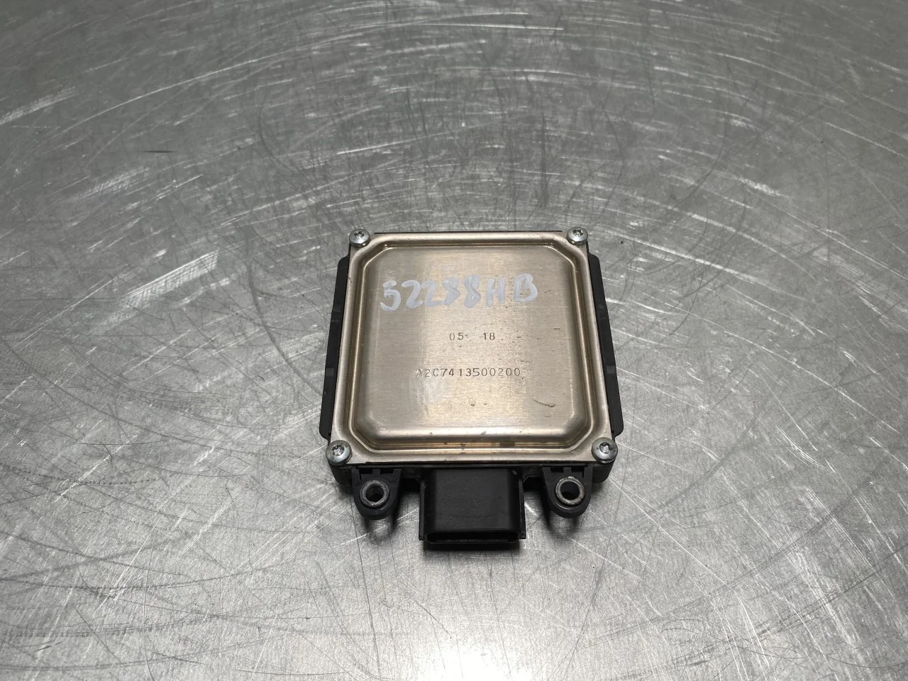 Nissan LEAF 2017-24 Active collision protection sensor view 4