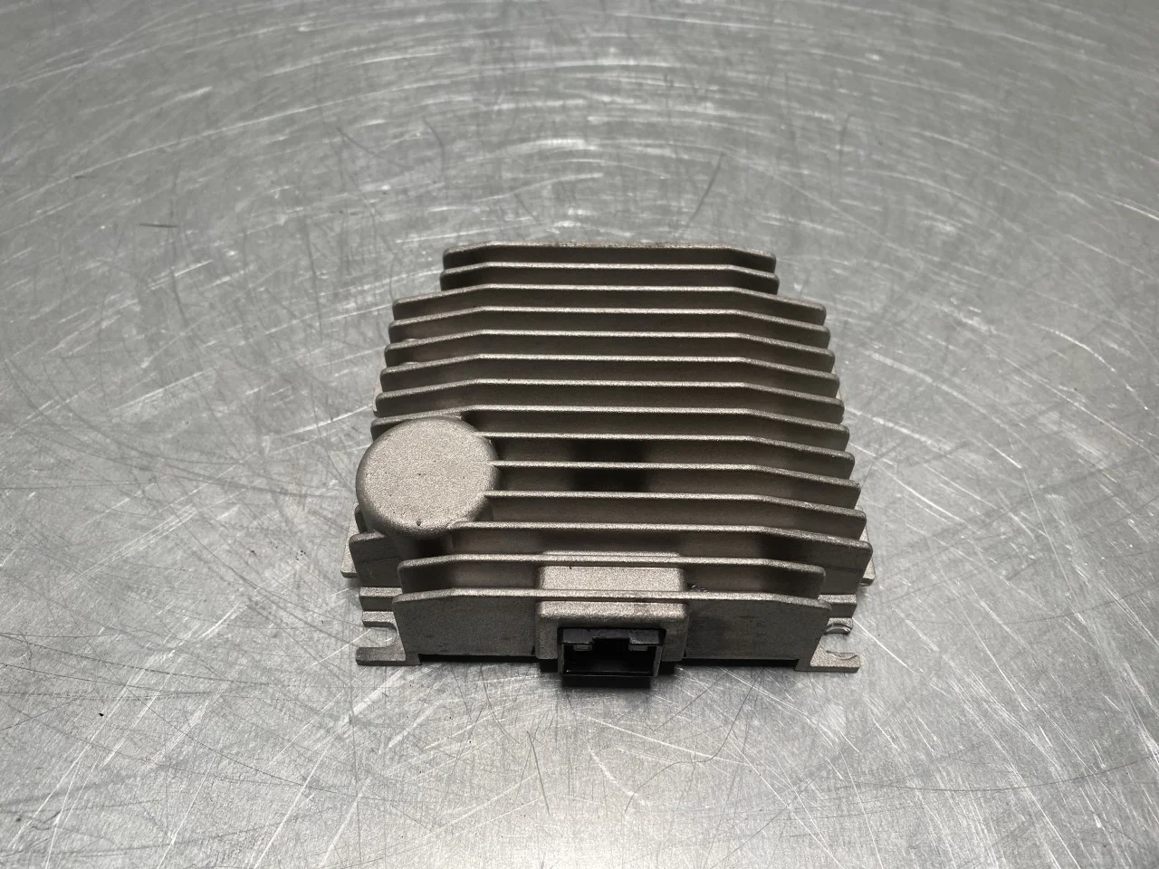 Porsche TAYCAN 2020- Difuzor sunet motor
