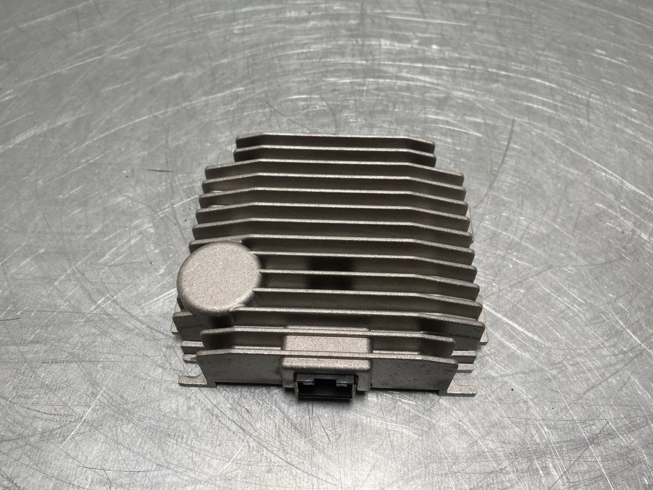 Porsche TAYCAN 2020- Engine sound speaker