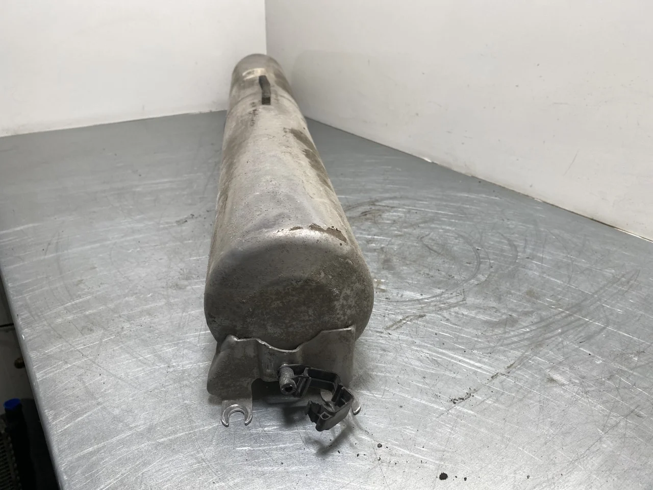 Porsche TAYCAN 2020- Rezervor de presiune pentru suspensie pneumatică vedere 3