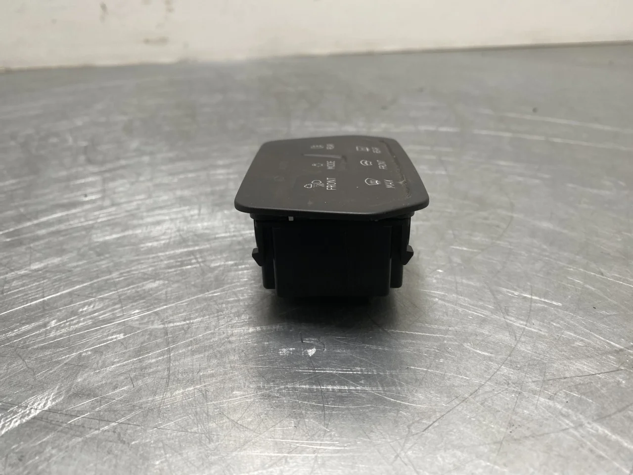 Volkswagen ID BUZZ/CARGO 2022- Headlight switch view 3
