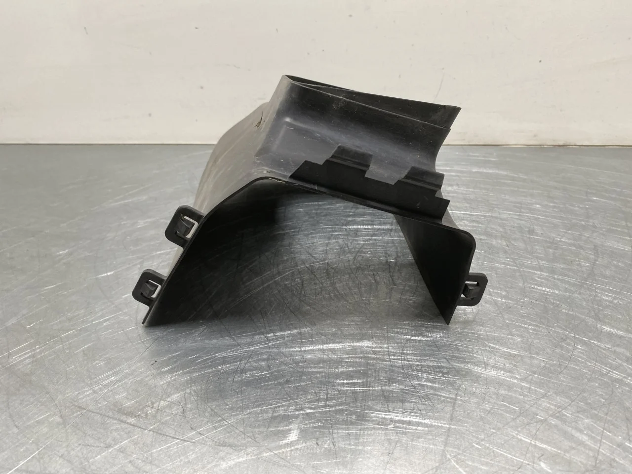Porsche TAYCAN 2020- Body shell view 3