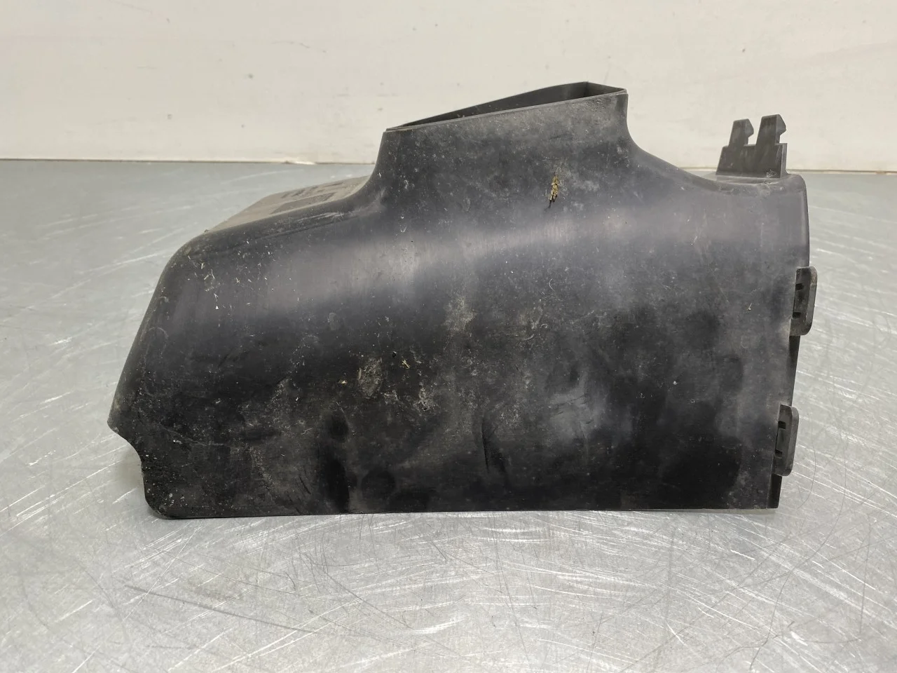 Porsche TAYCAN 2020- Body shell view 4