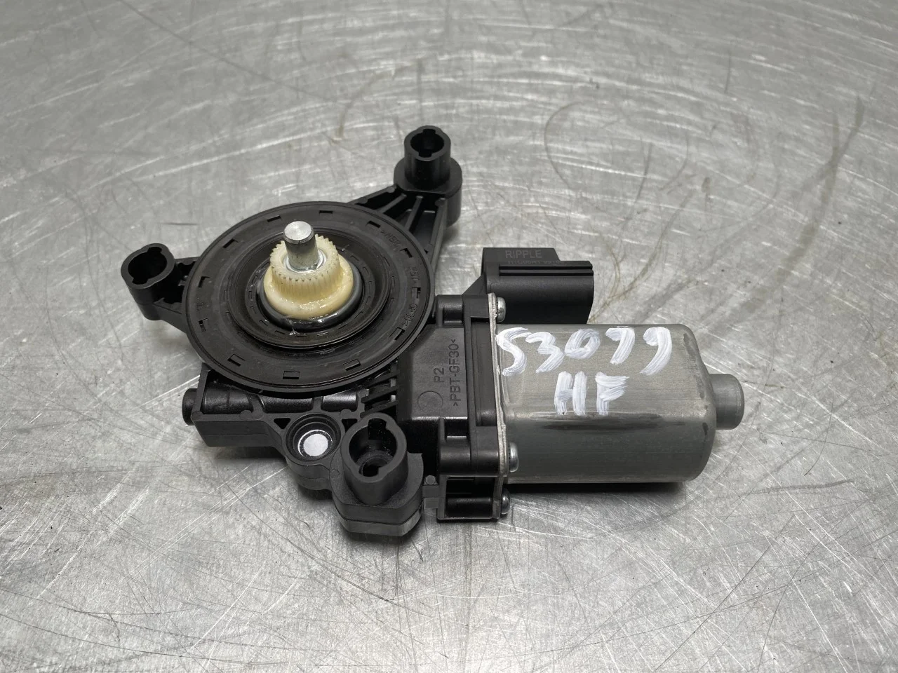 Ford MUSTANG MACH-E 2021- Ablakemelő motor