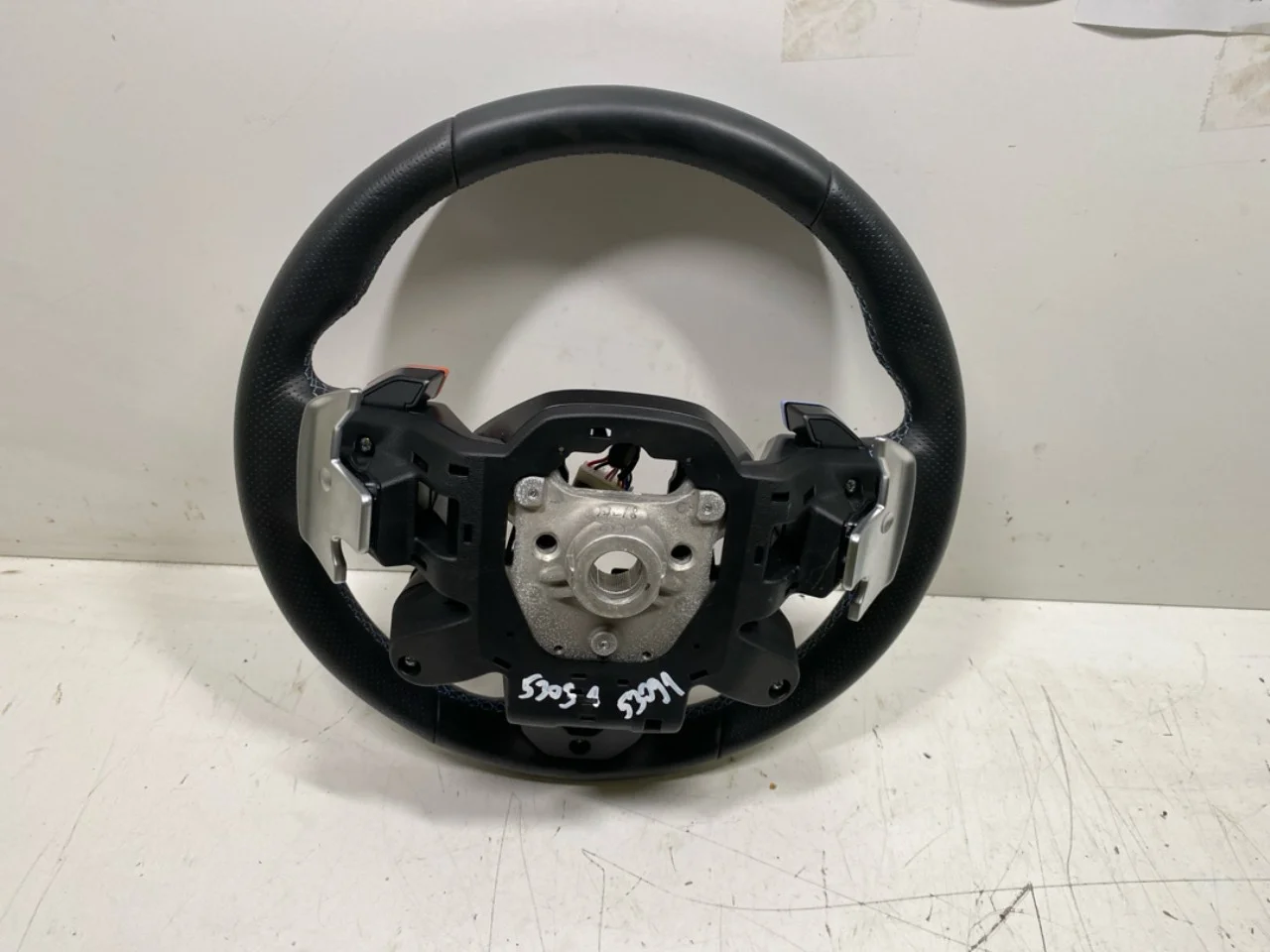 Hyundai IONIQ 5 NE 2022- Steering wheel view 4