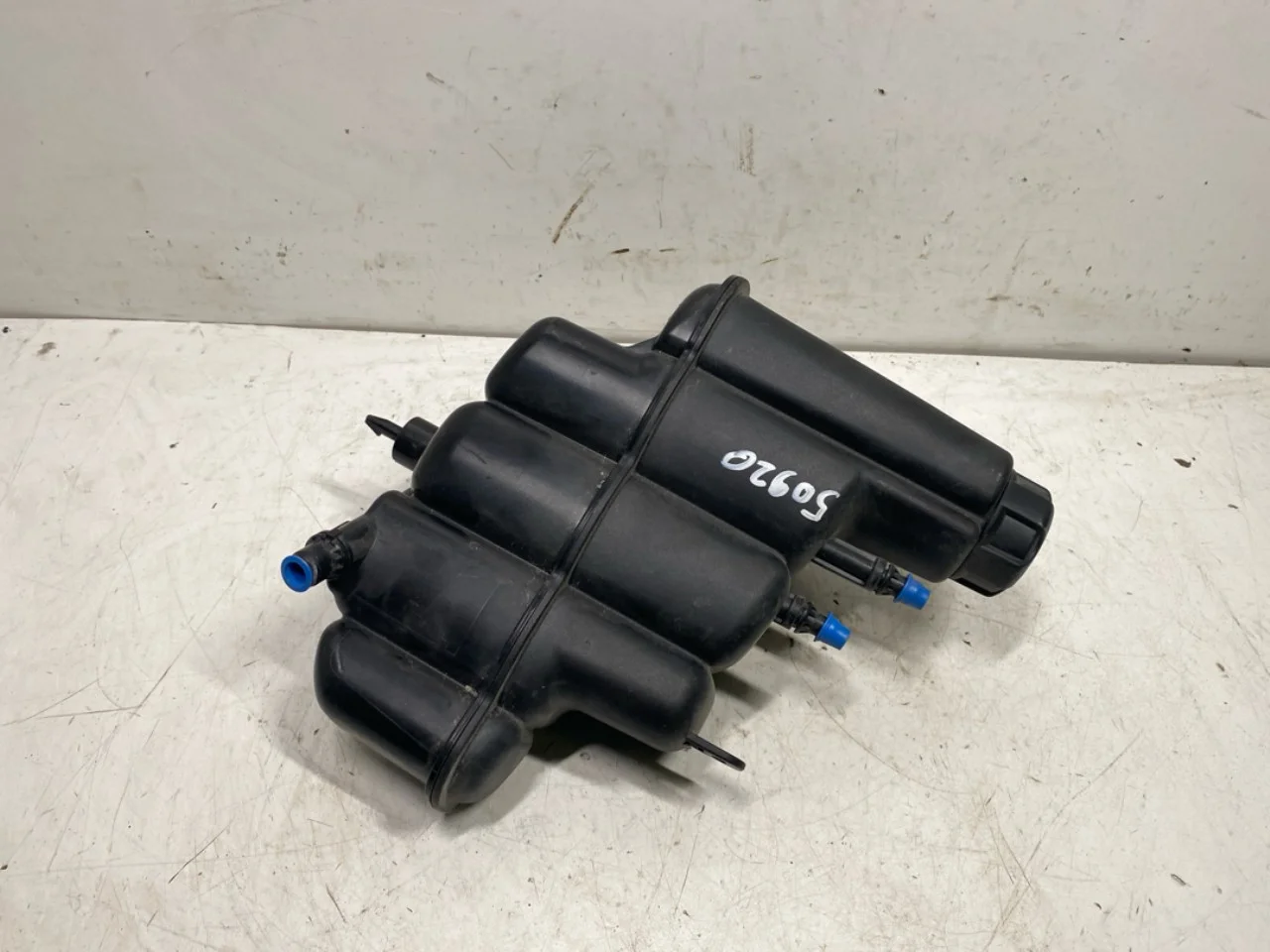 BMW X1/IX1 U11 2023- Expansion tank view 4