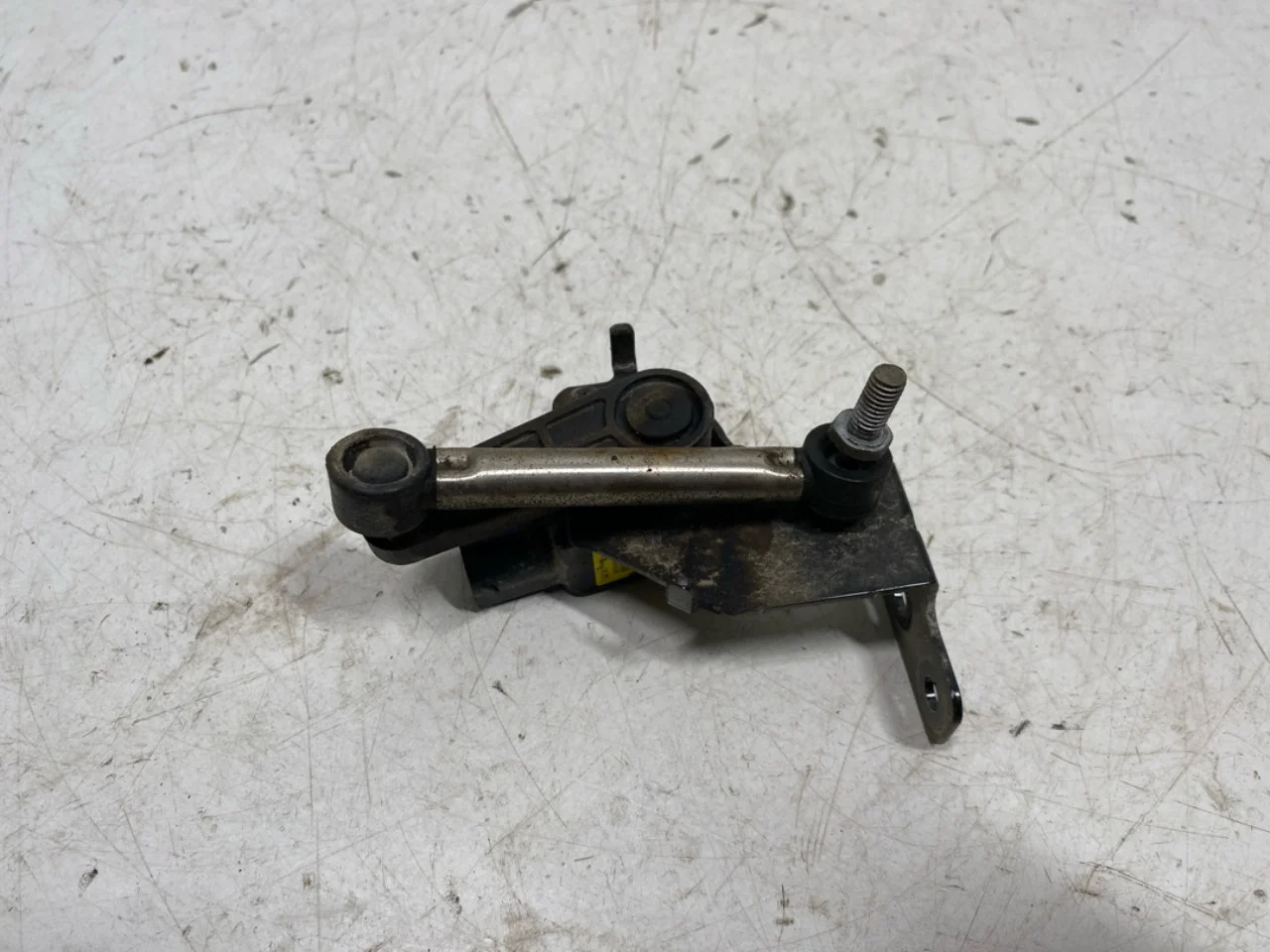 Hongqi E-HS9 2022- Level control / air suspension sensor