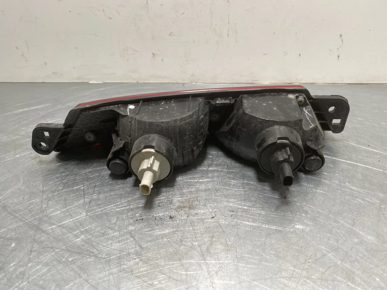 Peugeot 3008/E-3008 2024- Lampă spate stânga vedere 3