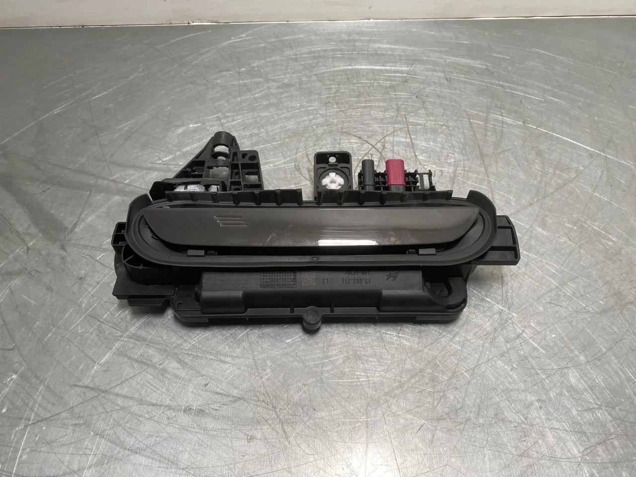 BMW I4 G26 2021-> Ajtó külső kilincs, bal
