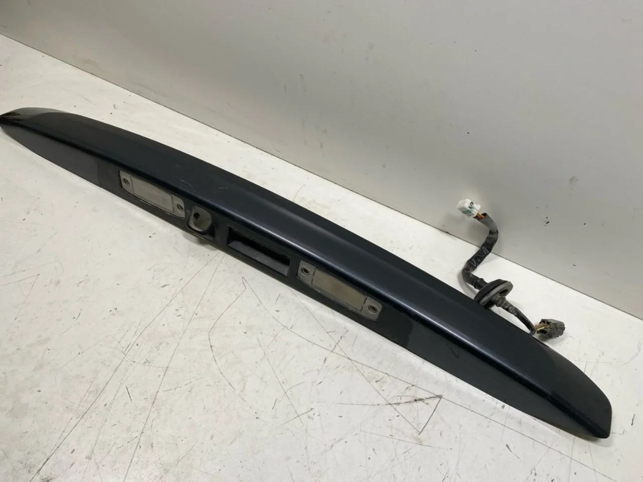 Hyundai KONA / ELECTRIC 2018-23 Tailgate exterior handle view 3