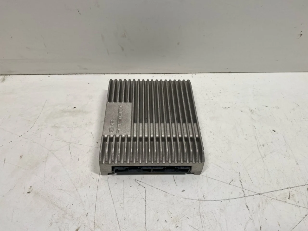 Hyundai KONA / ELECTRIC 2018-23 Radio / hi-fi amplifier