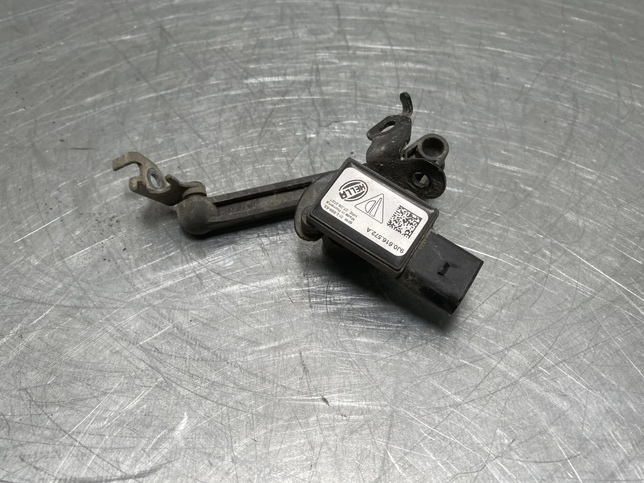 Porsche TAYCAN 2020- Level control / air suspension sensor