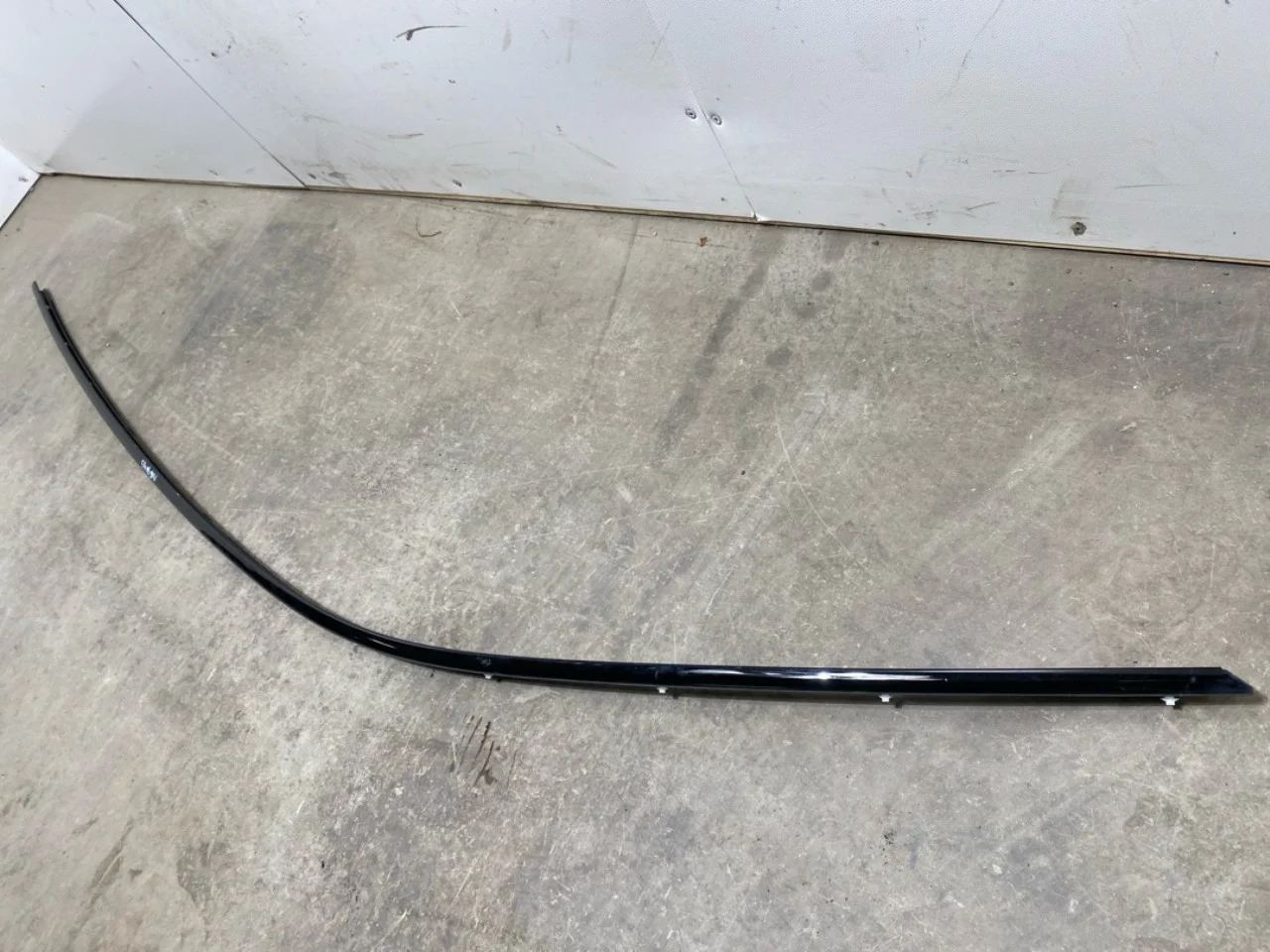 Porsche TAYCAN 2020- Trim molding, other view 2