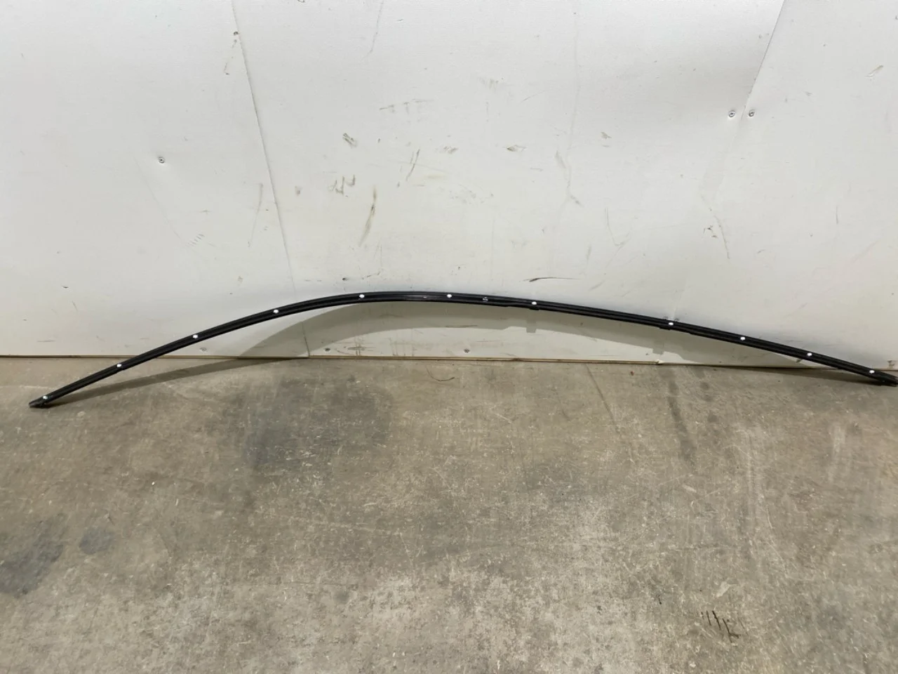 Porsche TAYCAN 2020- Trim molding, other view 3