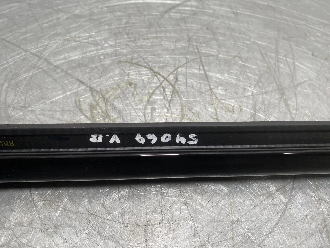 BMW I4 G26 2021-> Trim molding, other view 2