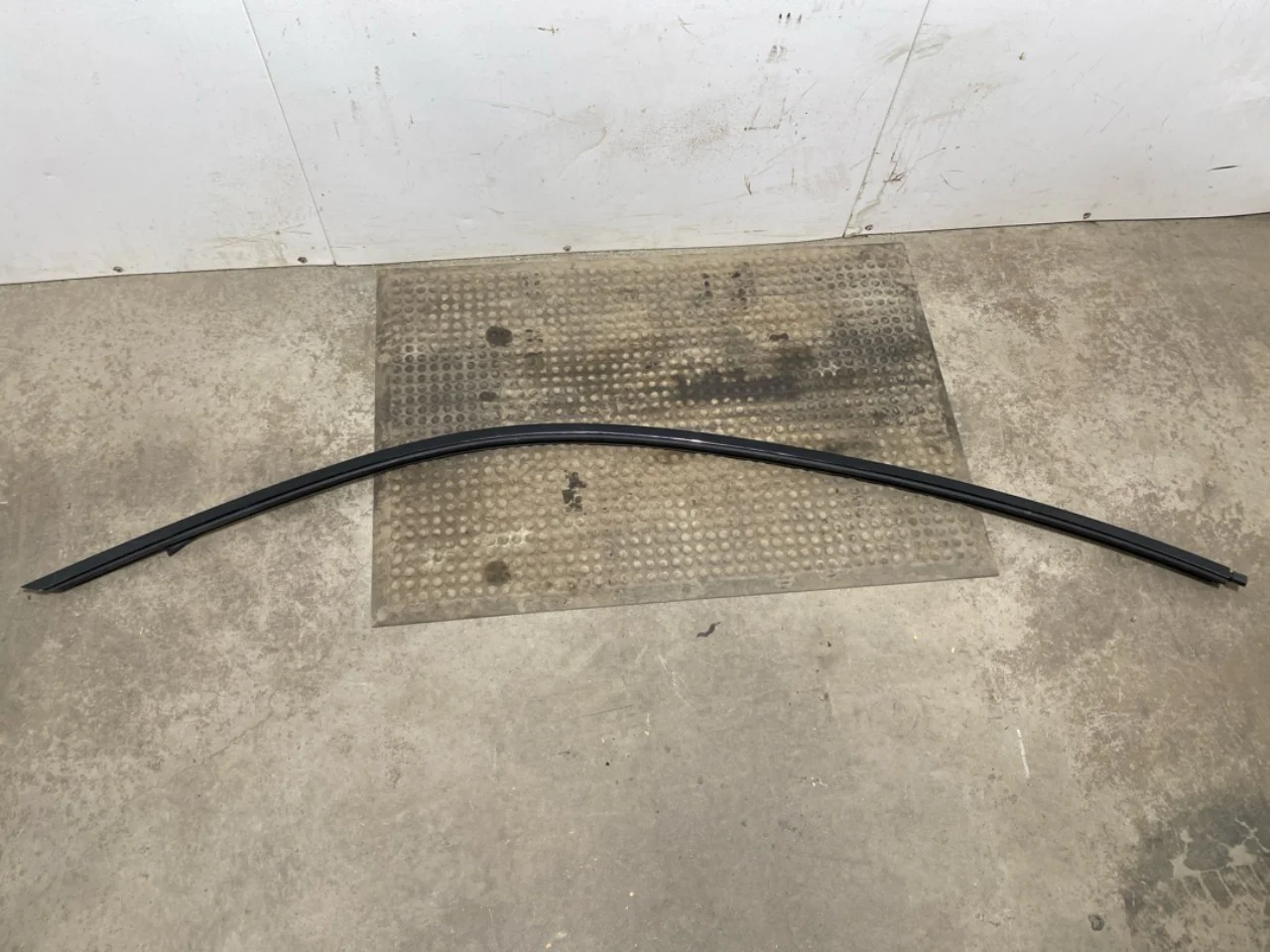 BMW I4 G26 2021-> Trim molding, other