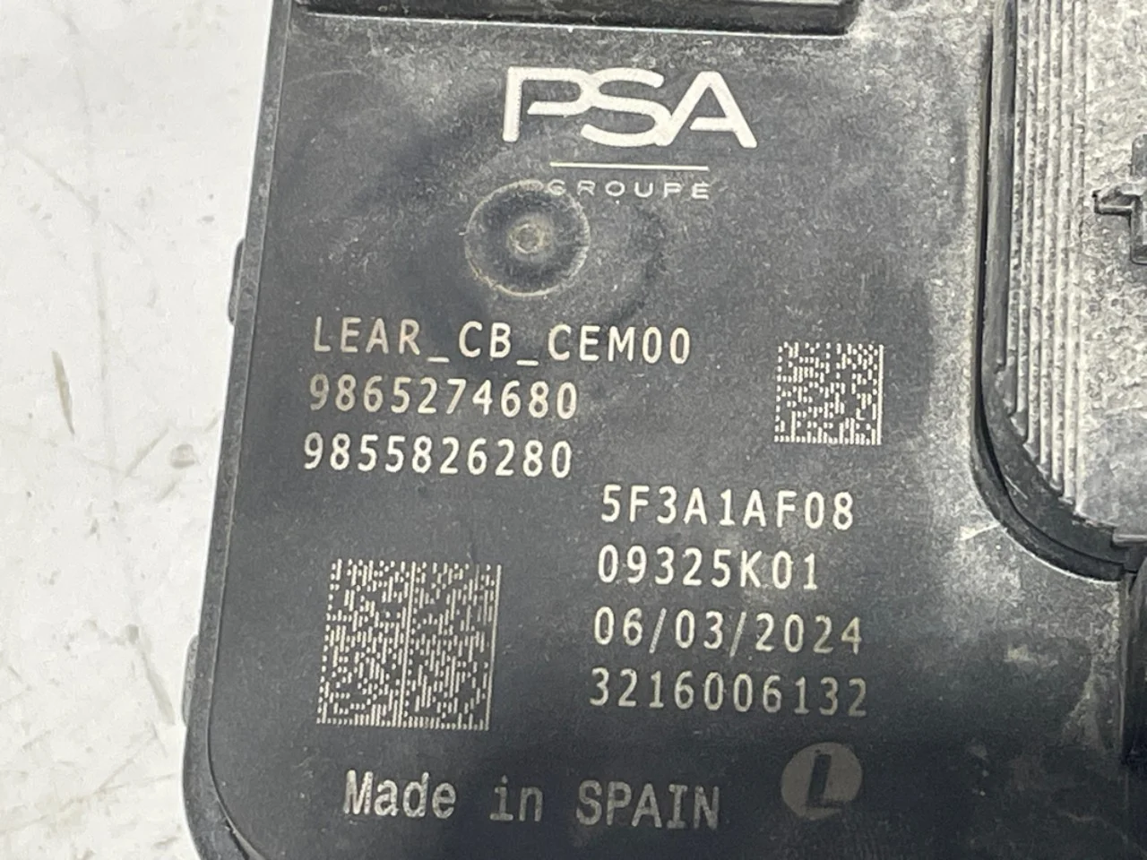 Peugeot 3008/E-3008 2024- Vezérlőegység, egyéb nézet 4
