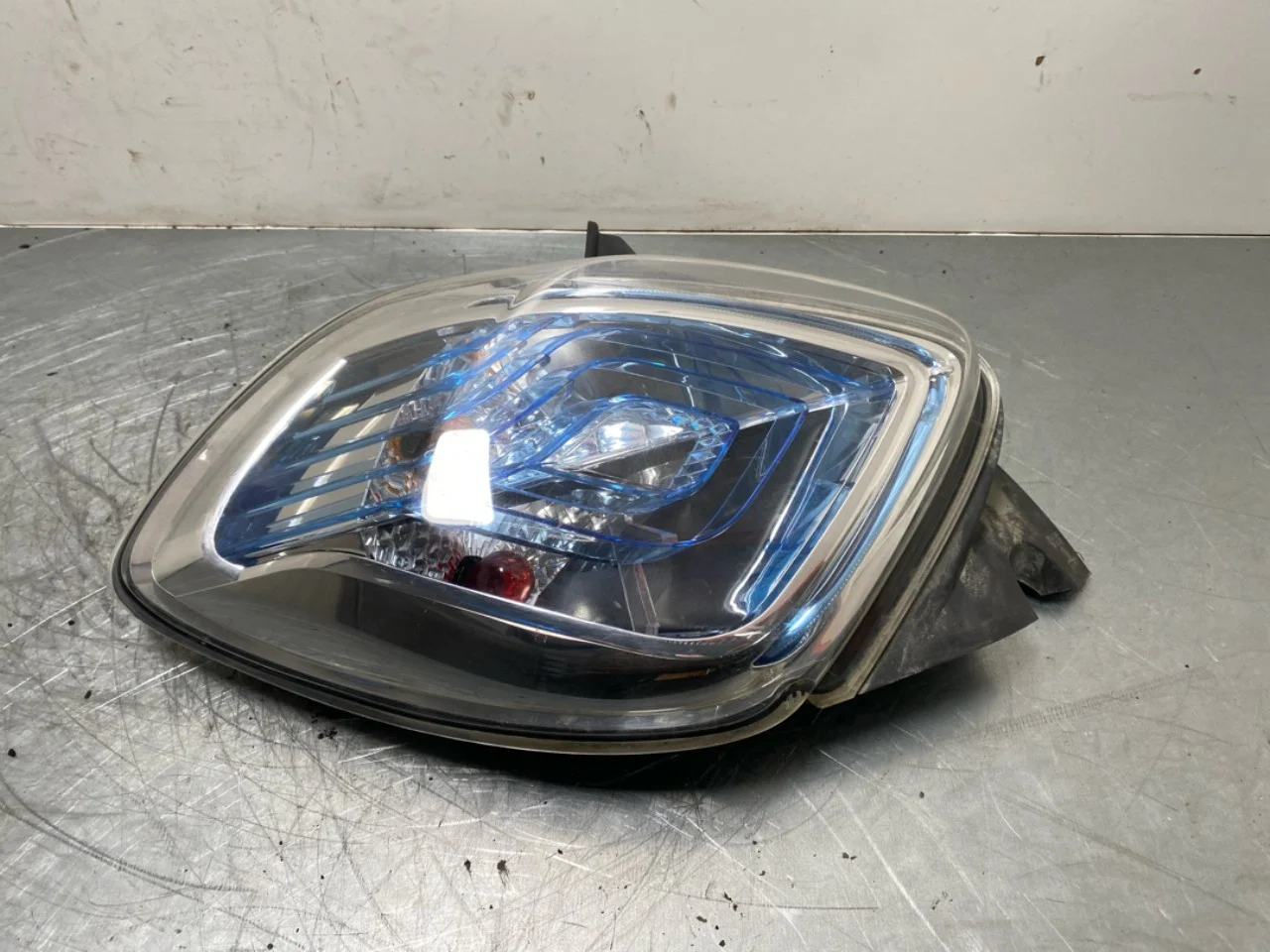 Renault ZOE/E- TECH 2013--> Lampă spate stânga