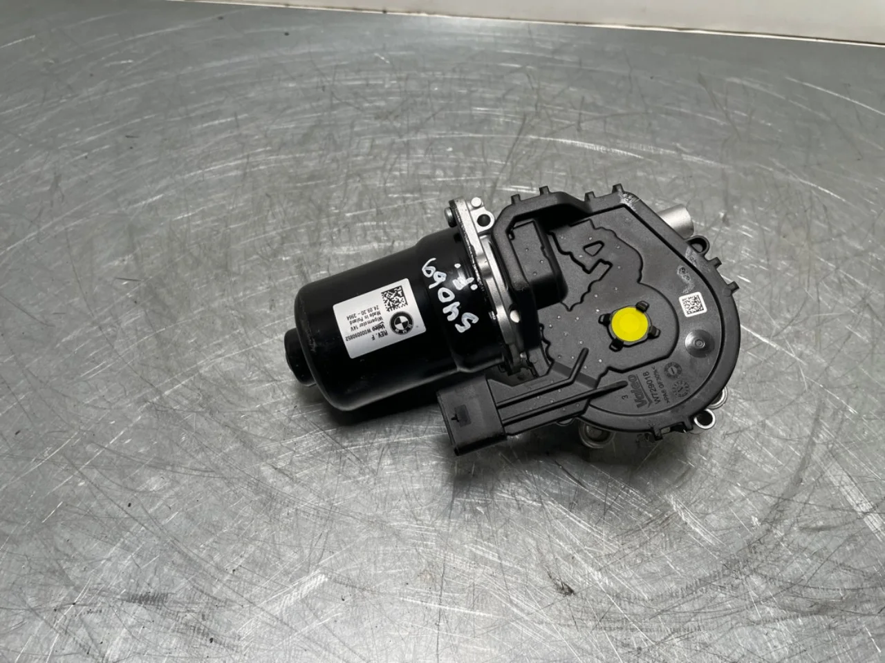 BMW I4 G26 2021-> Motor ștergător parbriz vedere 2