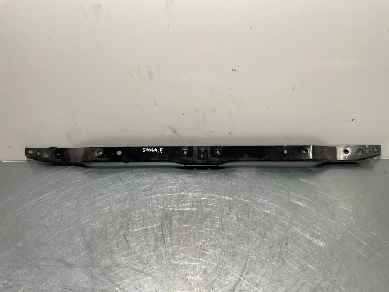 BMW I4 G26 2021-> Upper front panel