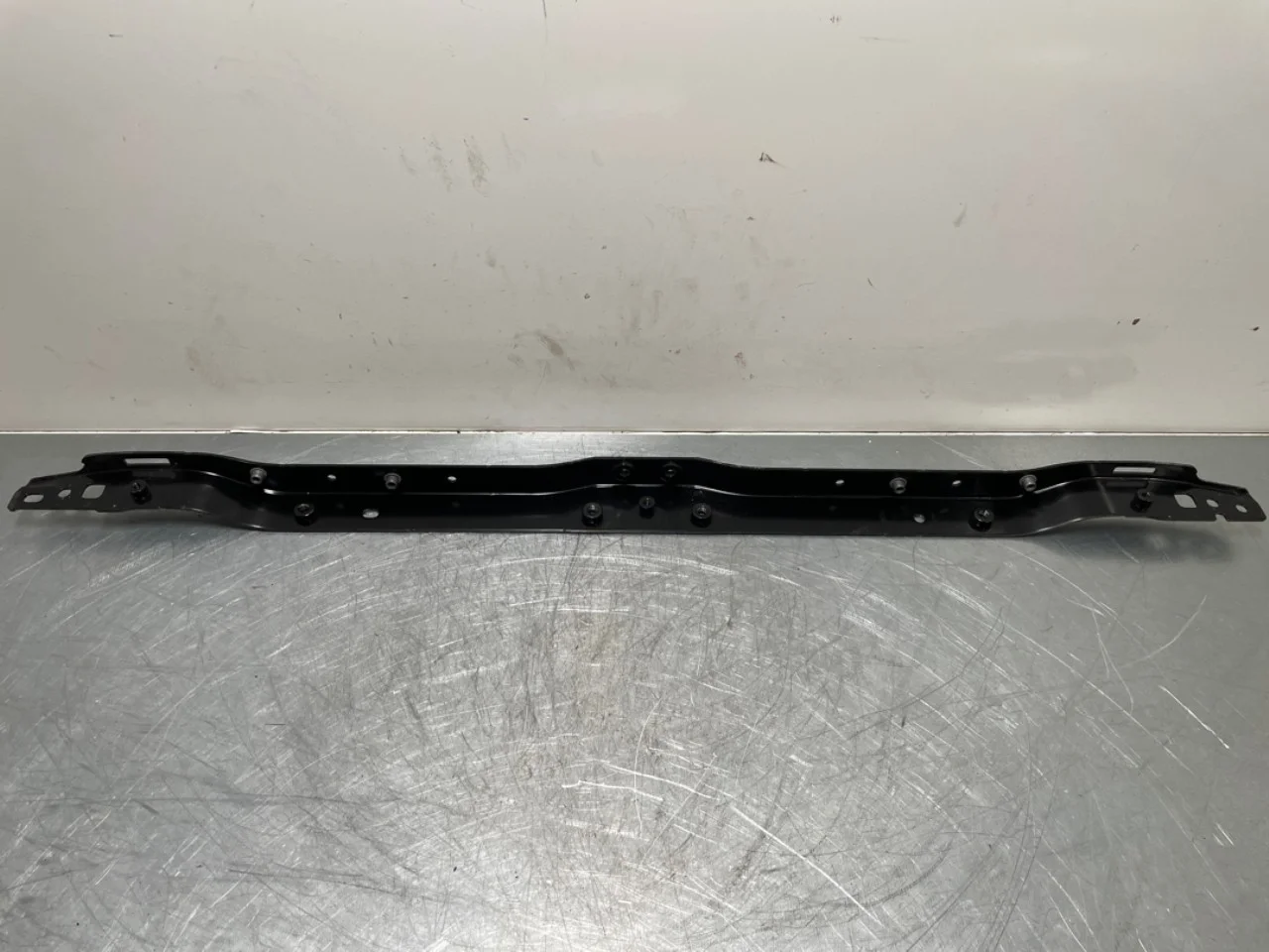 BMW I4 G26 2021-> Upper front panel view 2