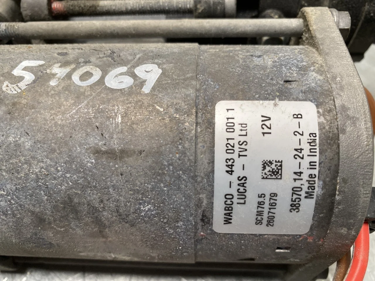 BMW I4 G26 2021-> Kompresszor, lengéscsillapító / rugózás nézet 2