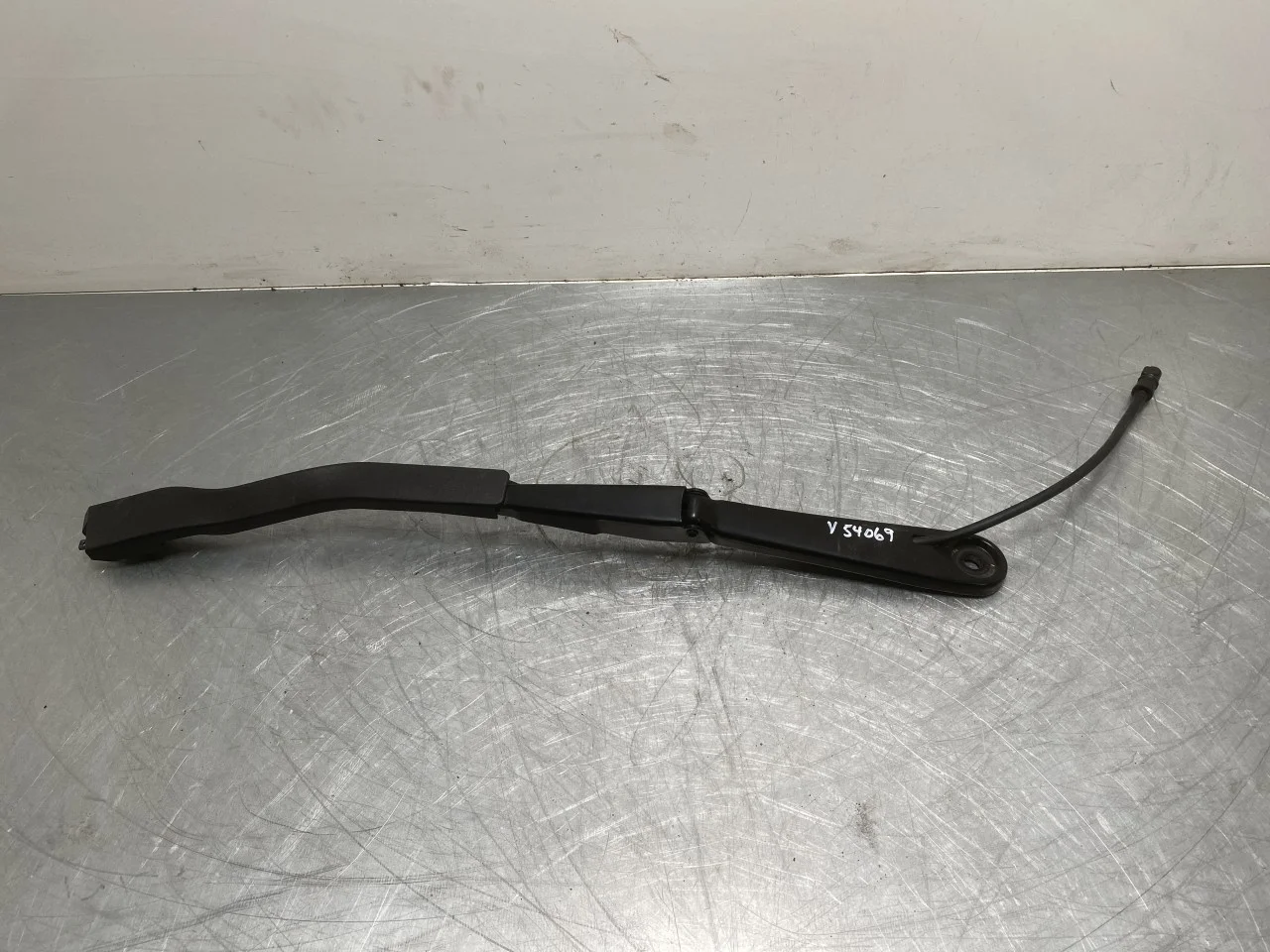 BMW I4 G26 2021-> Ablaktörlő kar(ok), szélvédő