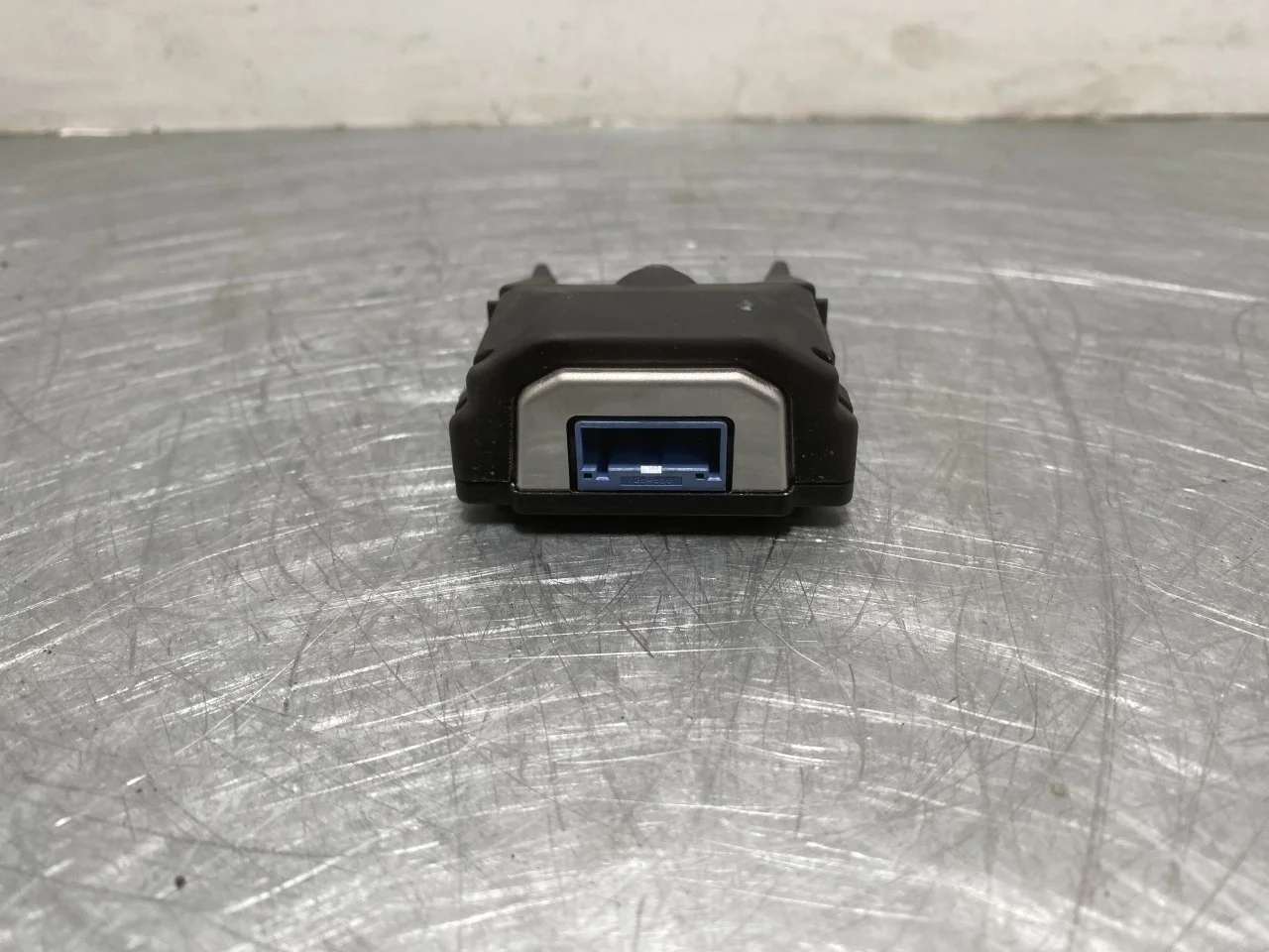 Hyundai KONA / ELECTRIC 2018-23 Exterior camera view 3