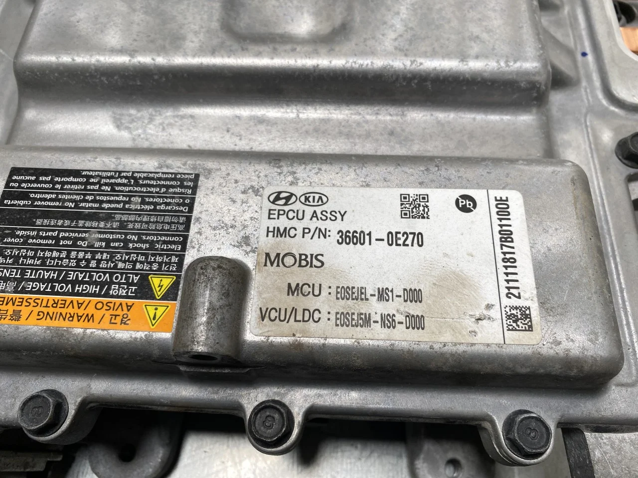 Hyundai KONA / ELECTRIC 2018-23 Akkumulátortöltő nézet 2