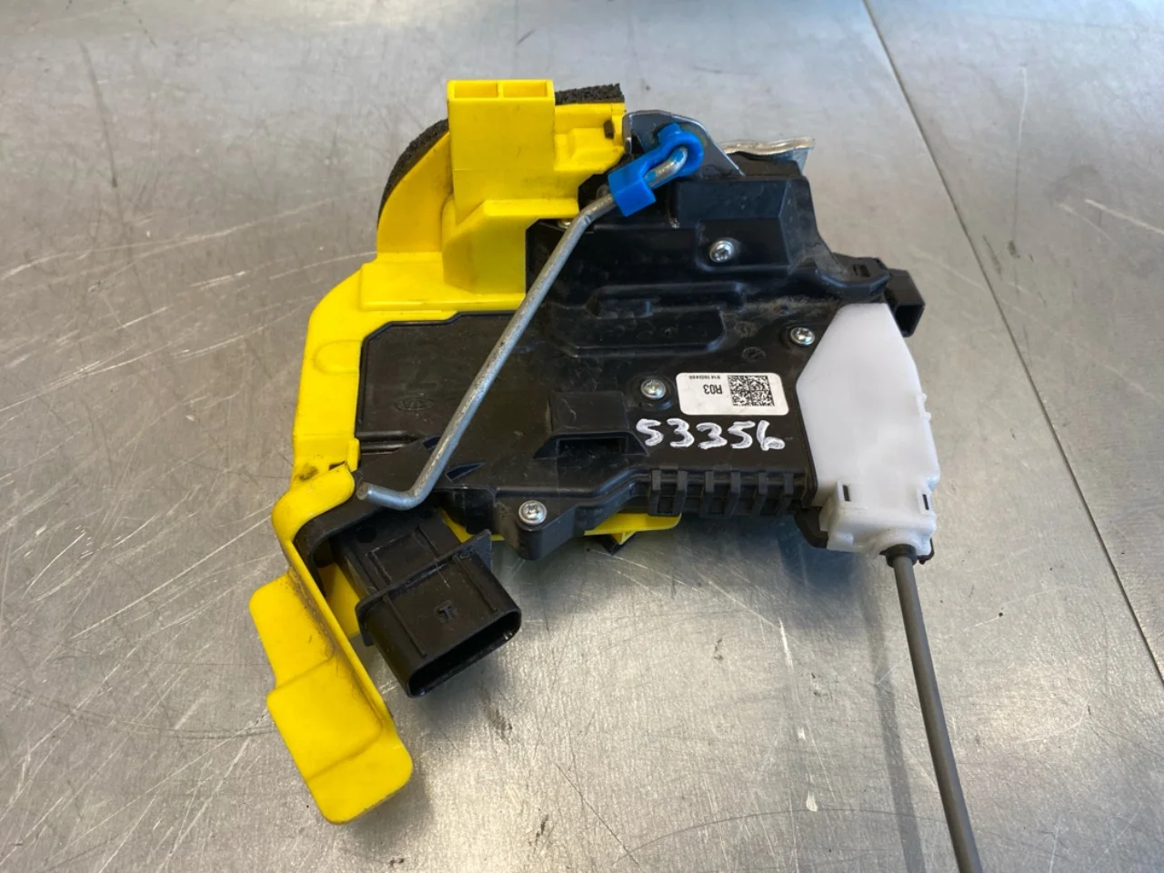 Hyundai IONIQ 5 NE 2022- Door lock housing view 2