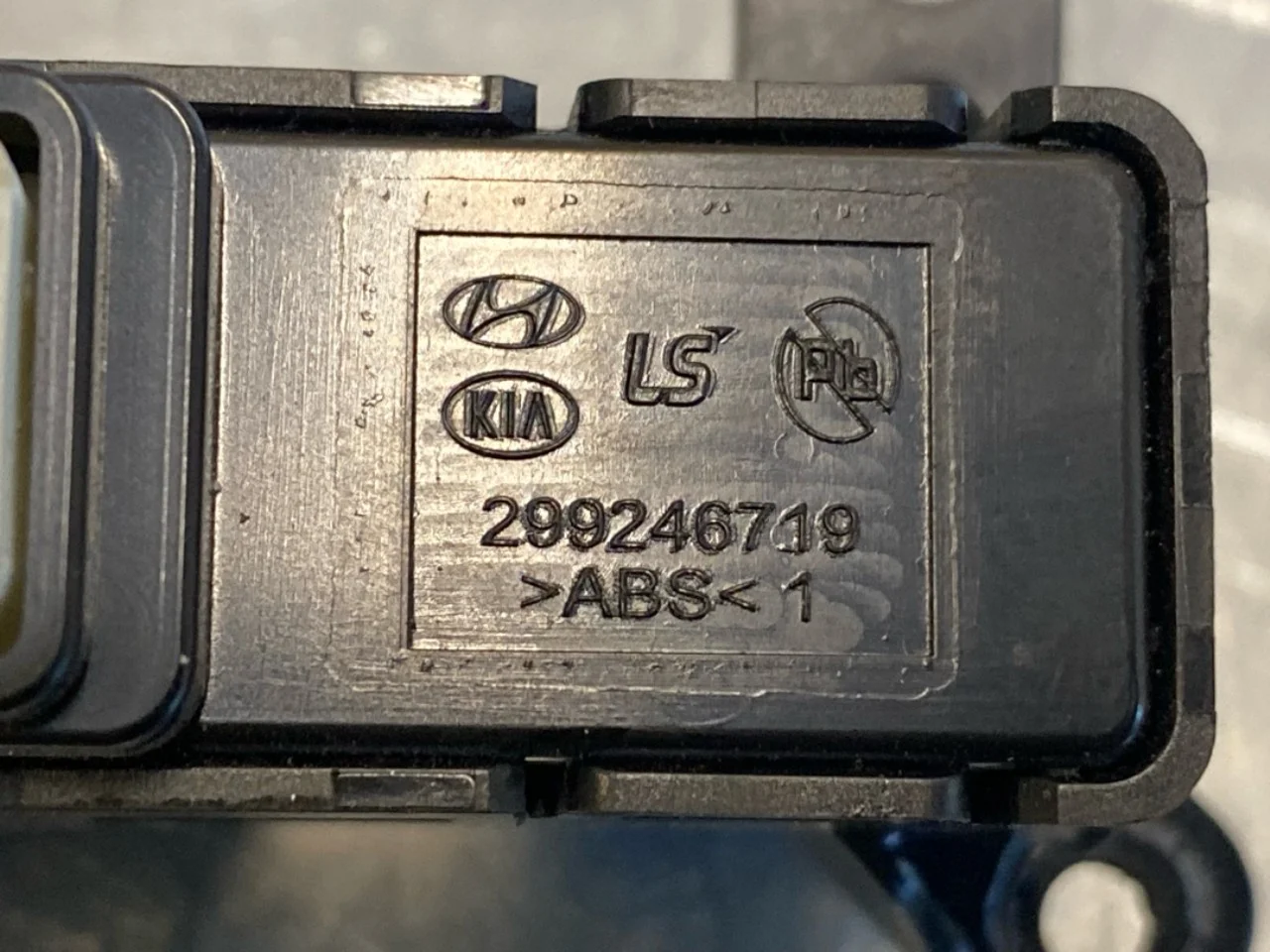 Kia EV6 2022- Egyéb kapcsolók nézet 4