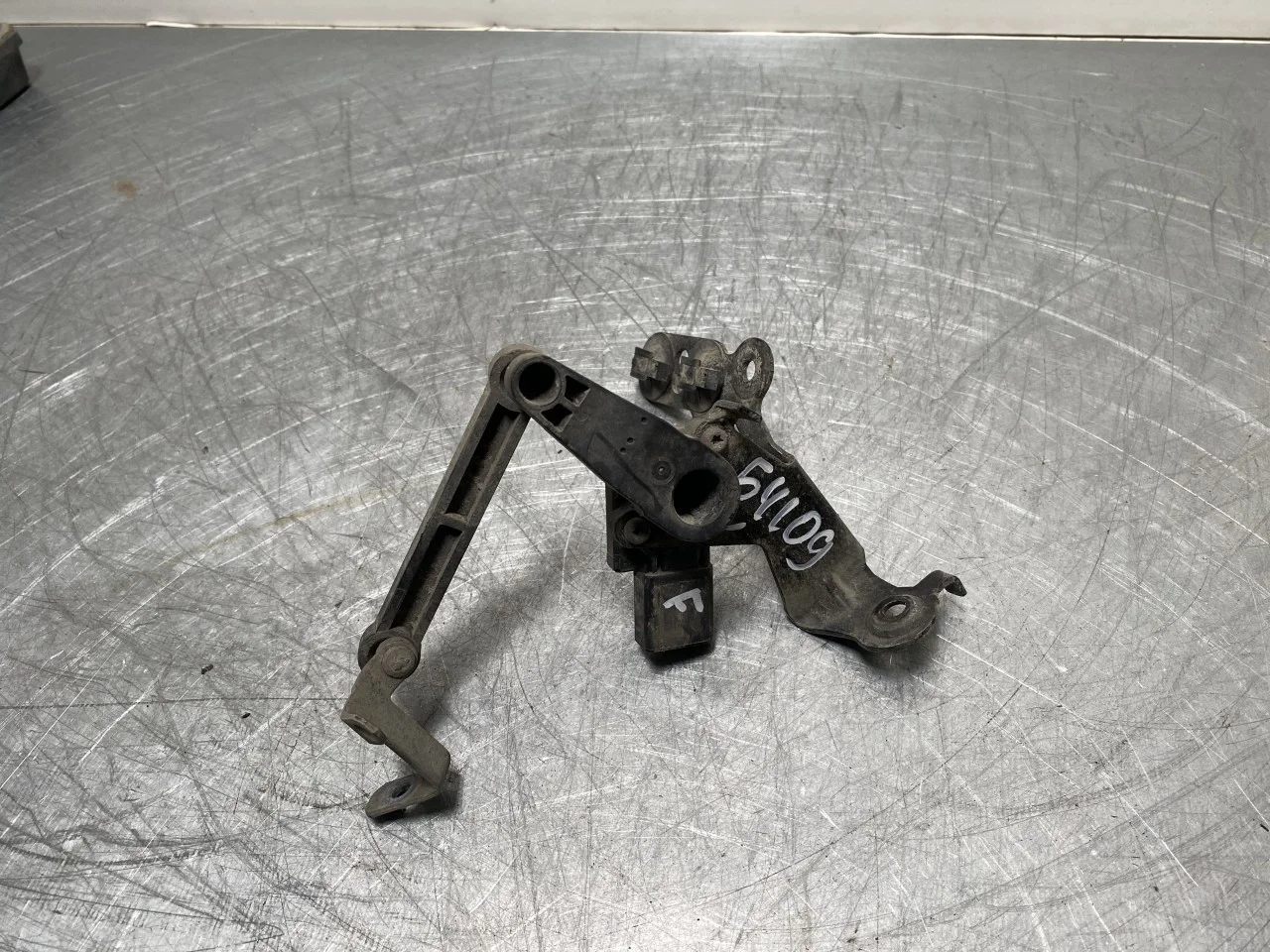 Porsche TAYCAN 2020- Level control / air suspension sensor