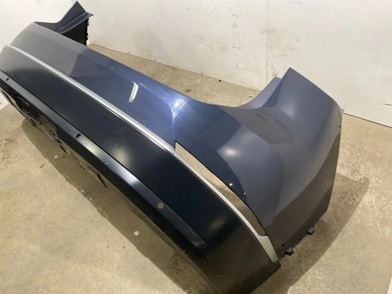 Nio ES8 23-24 Rear bumper view 3