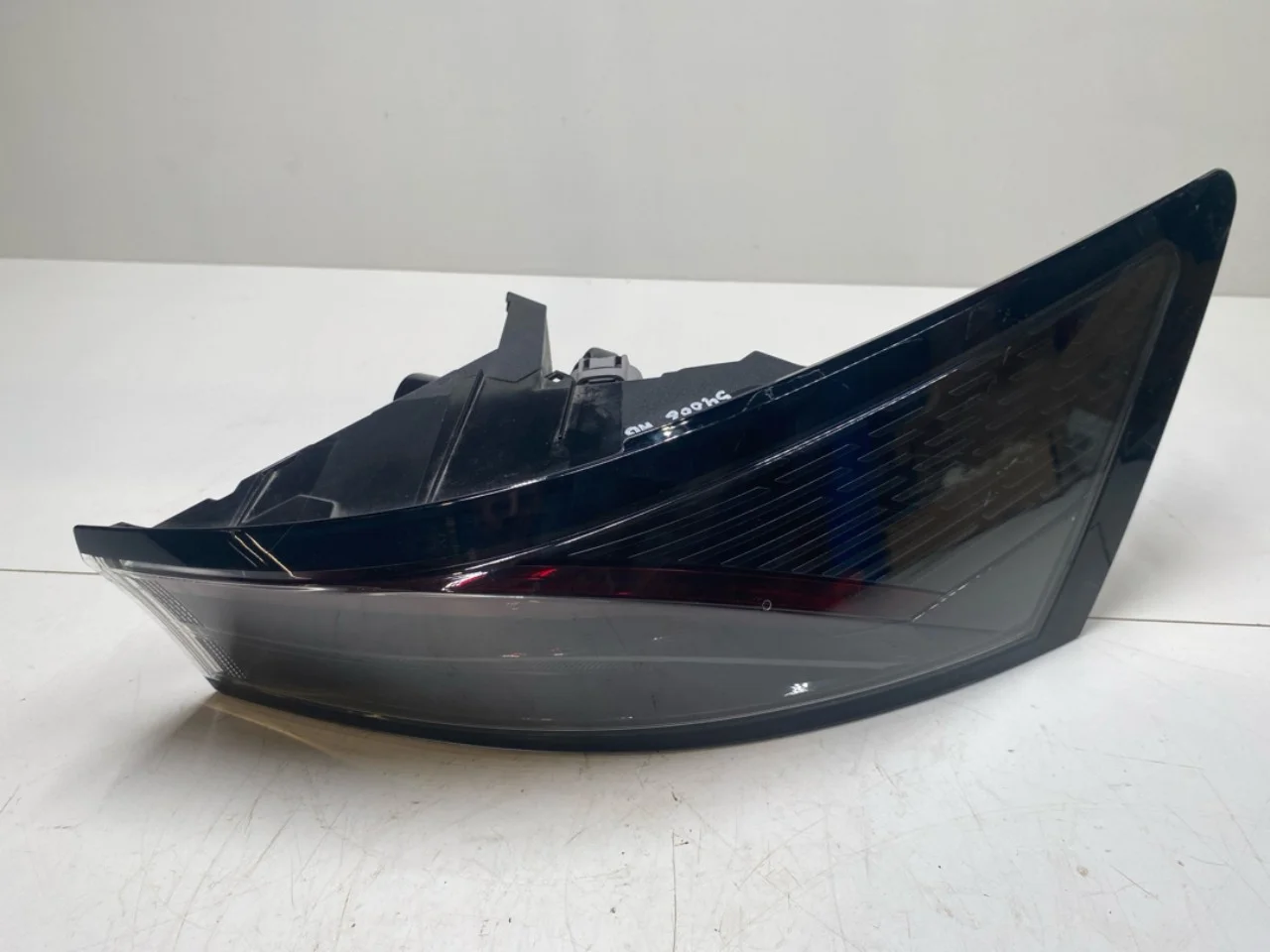 Nissan ARIYA 2021- Lampă spate dreapta
