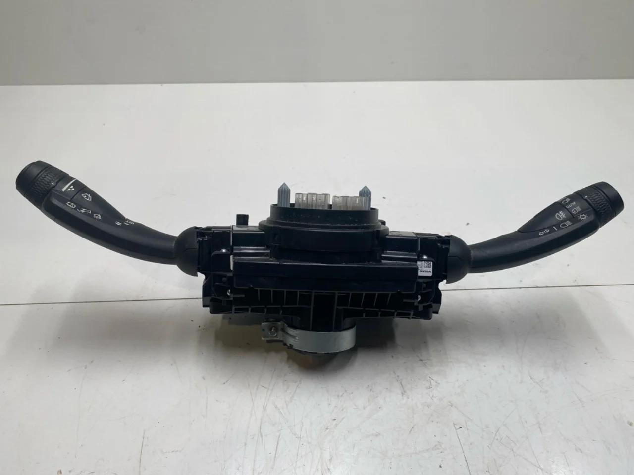 Volvo XC40/RECHARGE 2018- Kormánykapcsolók nézet 2