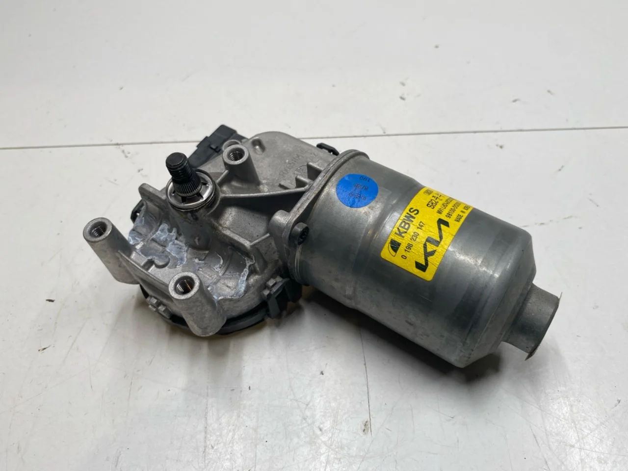 Ablaktörlő motor, szélvédő