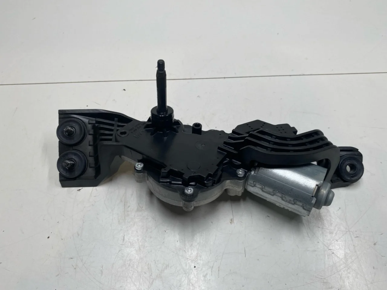 Ablaktörlő motor, csomagtérajtó