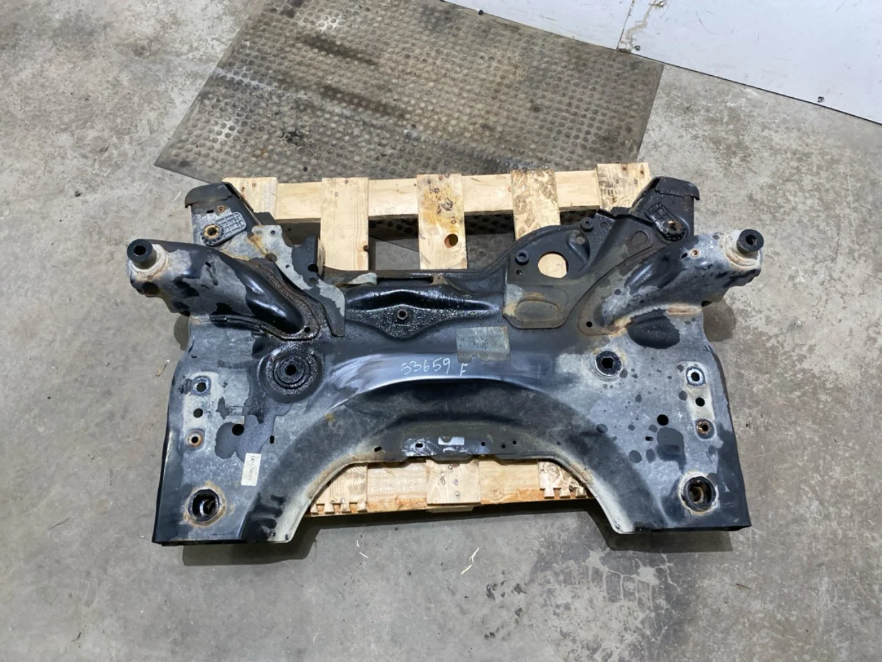 Toyota PROACE II 2016- Front subframe