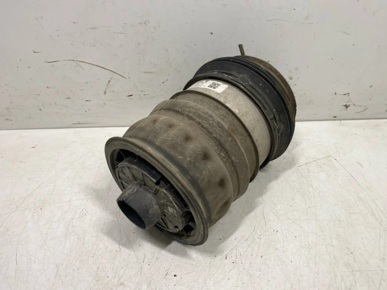 Hongqi E-HS9 2022- Air spring bellows / air cushion, level control view 3