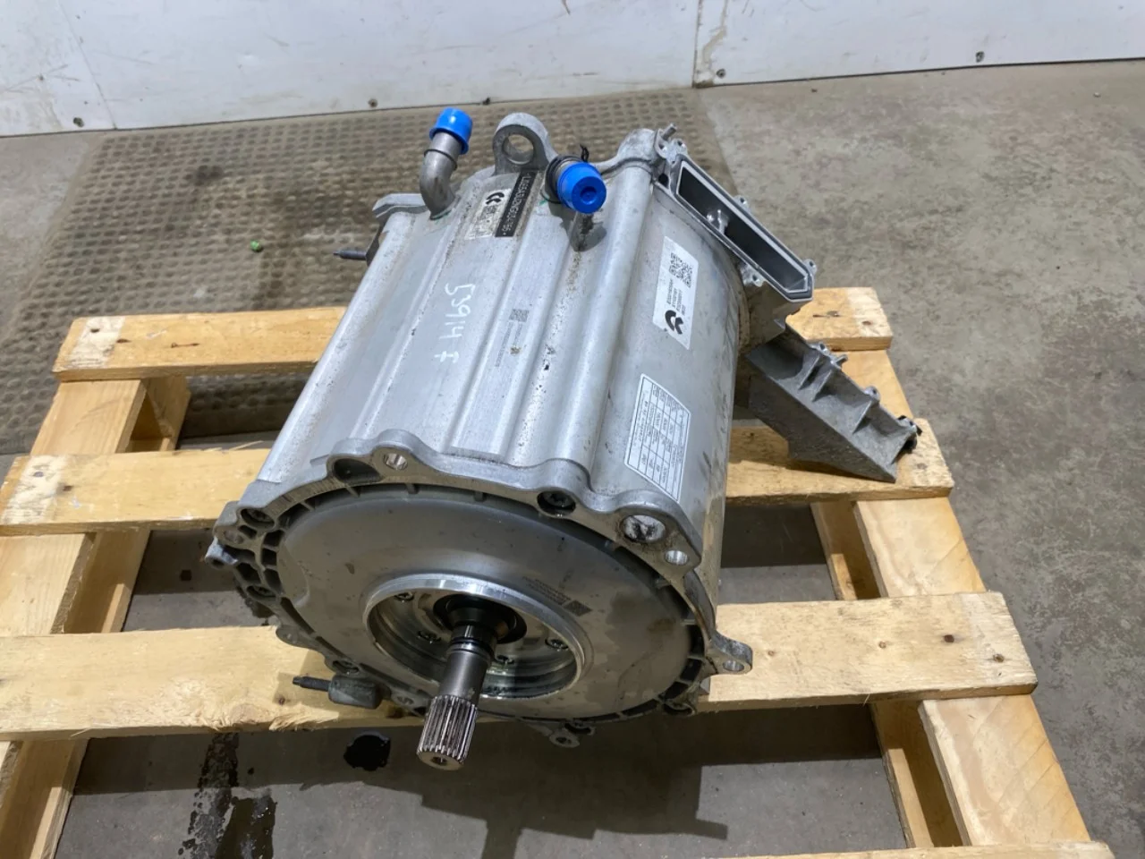 Nio ES8 23-24 Elektromos motor, első