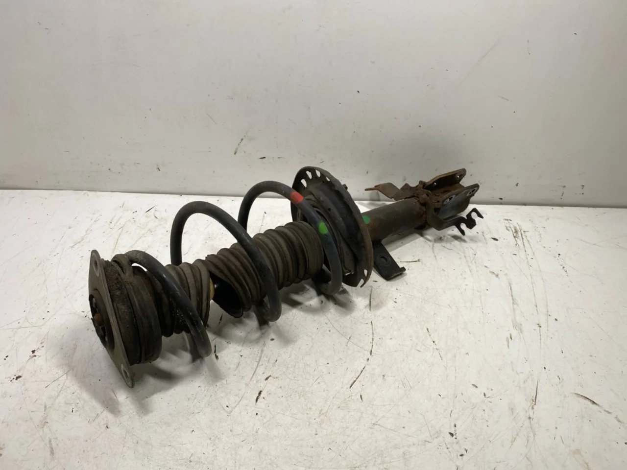 Renault ZOE/E- TECH 2013--> Strut assembly, front right view 2