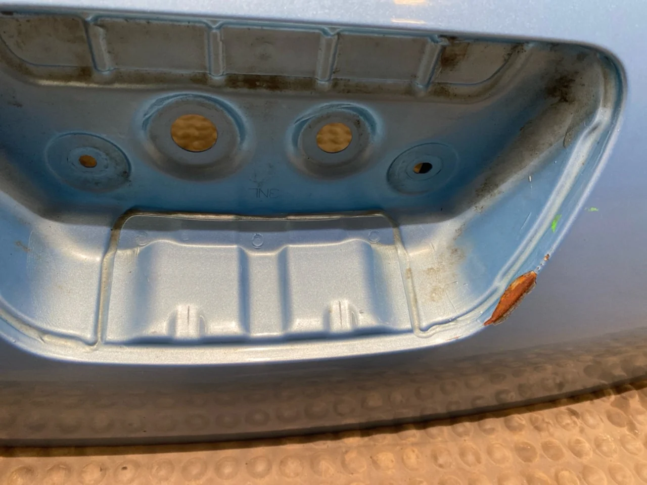 Nissan LEAF 2011-17 Tailgate, hatchback / estate view 4