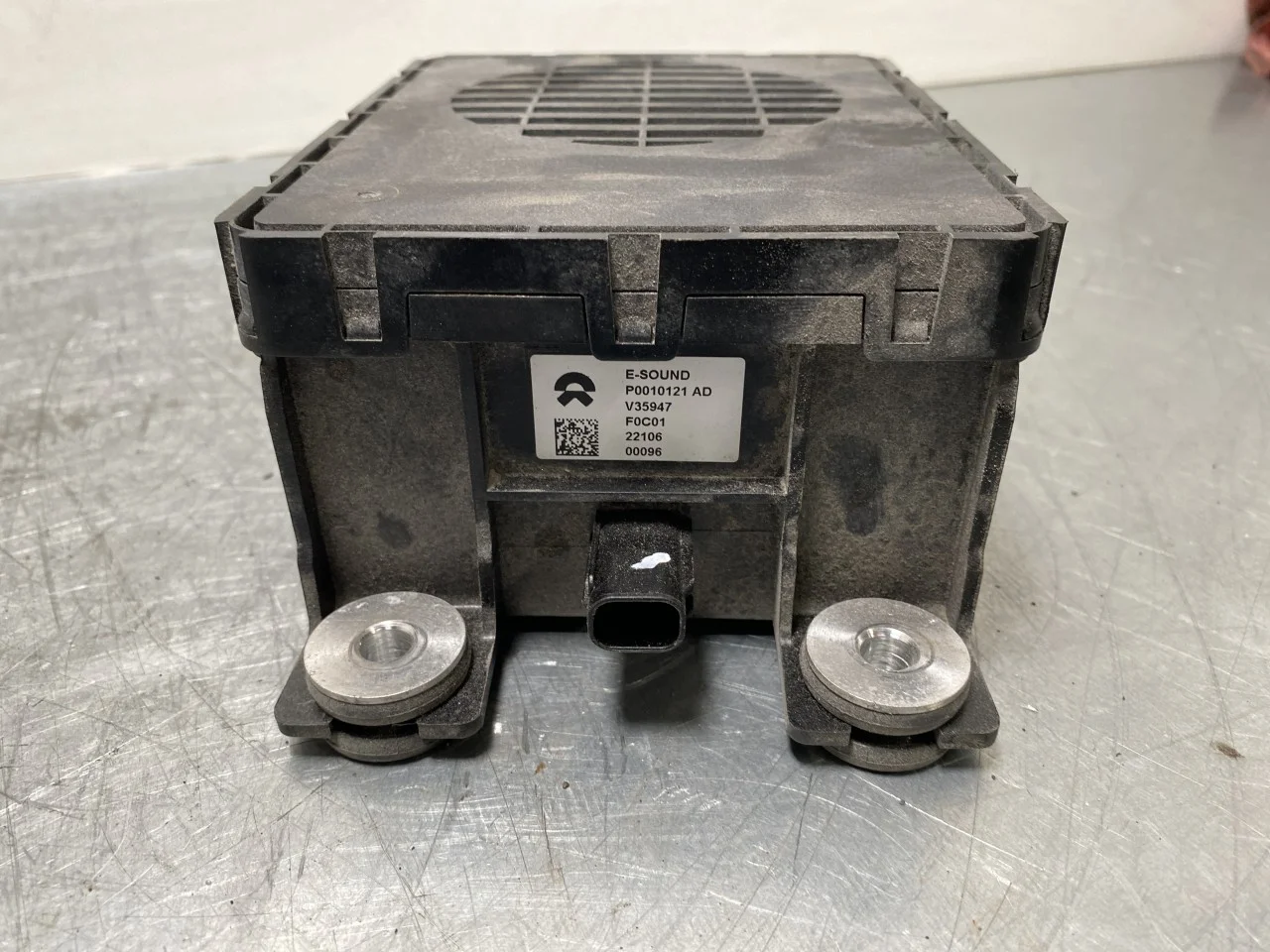 Nio ES8 23-24 Difuzor sunet motor vedere 2