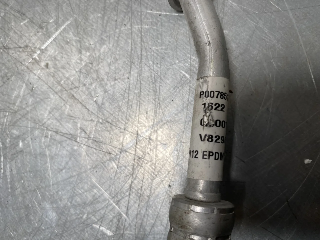 Nio ES8 23-24 Klíma tömlő / cső nézet 3