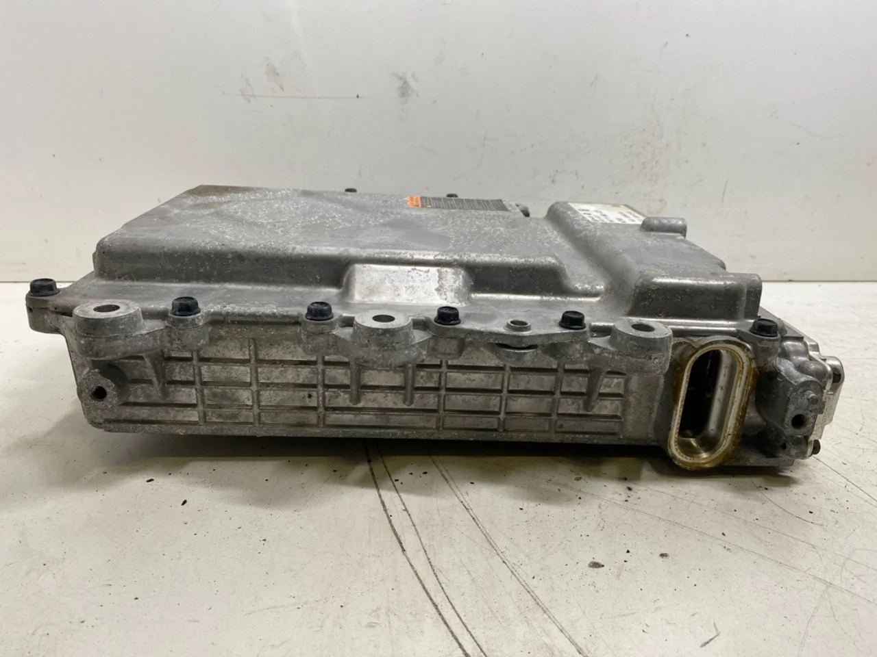 Hyundai KONA / ELECTRIC 2018-23 Inverter, 12-220V nézet 2
