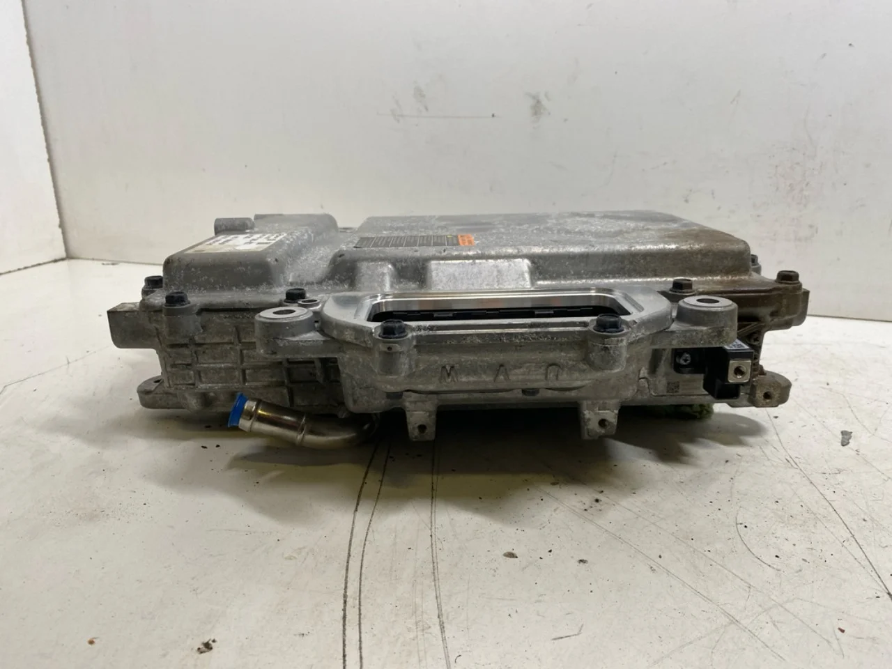 Hyundai KONA / ELECTRIC 2018-23 Inverter, 12-220V nézet 4